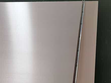 陽極氧化鋁板-廠家生產(chǎn)加工價格低進口設備(圖1)