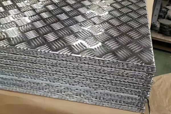 花紋鋁板厚度標準劃分以及驗收標準(圖1) 未標題-1_0007_IMG_3312(20201209-124948).jpg